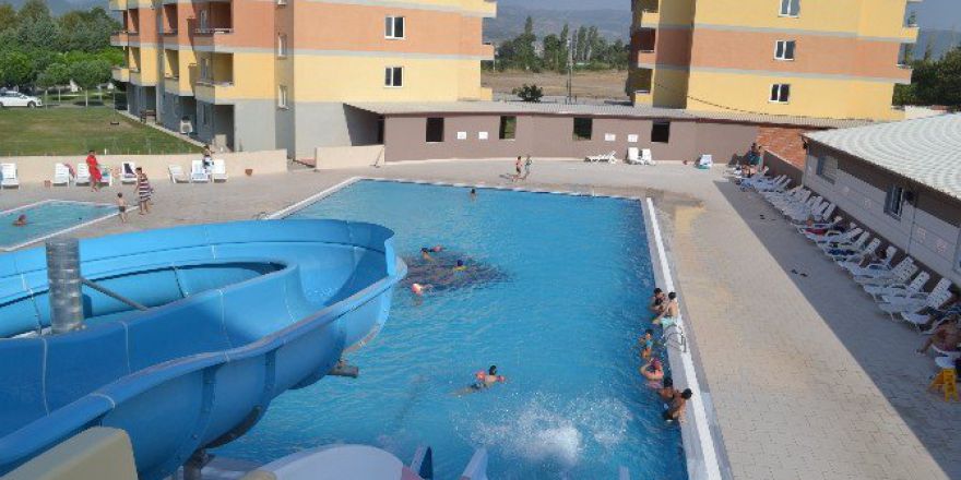 Hera Termal’e Dev Aquapark