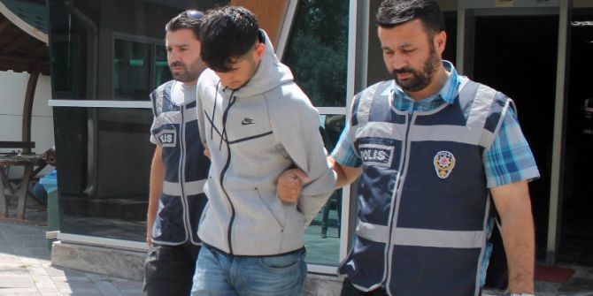 Bir Gecede 3 Evi Soydu Yakayı Ele Verdi