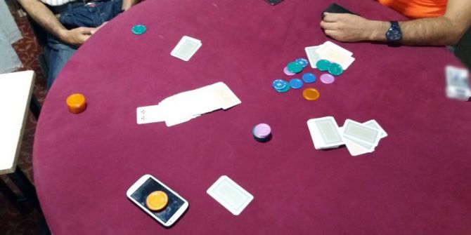 Polisten Kumar Baskını