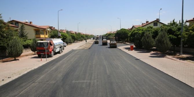 Erenköy Mahallesi Asfaltlanıyor