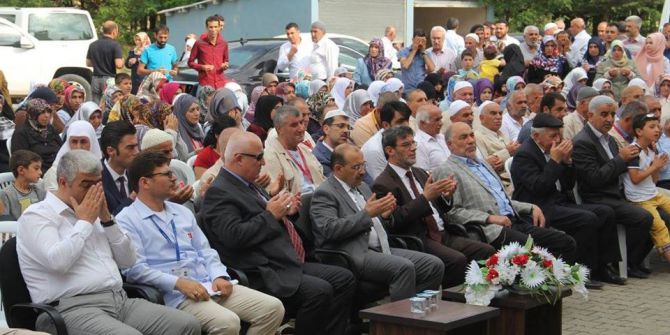 Vali Ustaoğlu Hacı Adaylarını Uğurladı