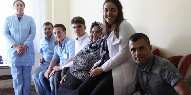 Katıksız Ekmek Yiyen Kayserili Ailenin Yüzü Gelen Yardımlarla Güldü