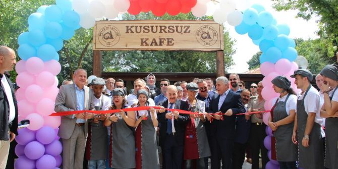 Düzce’de “Kusursuz Kafe” Açıldı