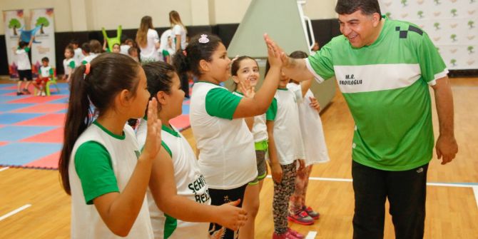 Fadıloğlu Minik Sporcularla Buluştu