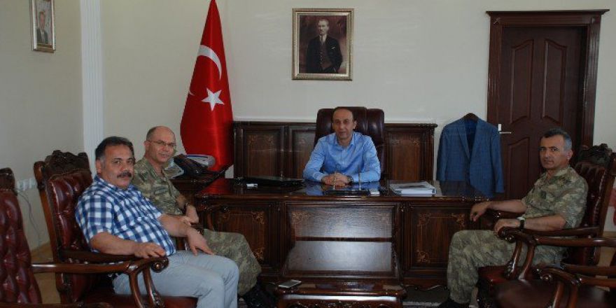 Adana Jandarma Bölge Komutanı Adıyaman Valisini Ziyaret Etti