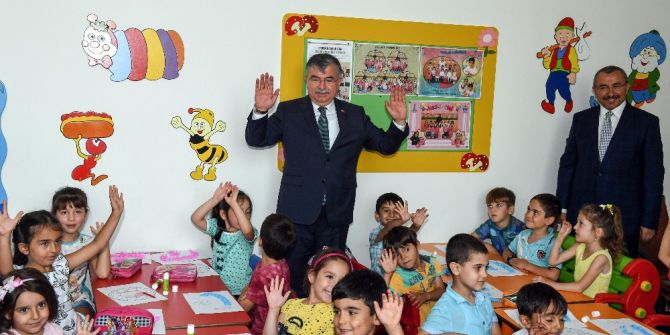 Milli Eğitim Bakanı Yılmaz, Erbakan Külliyesi’ni Ziyaret Etti