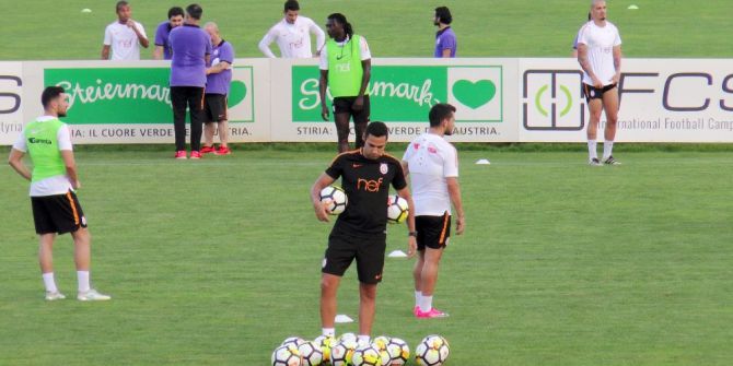 Galatasaray, Avusturya Kampını Sürdürüyor