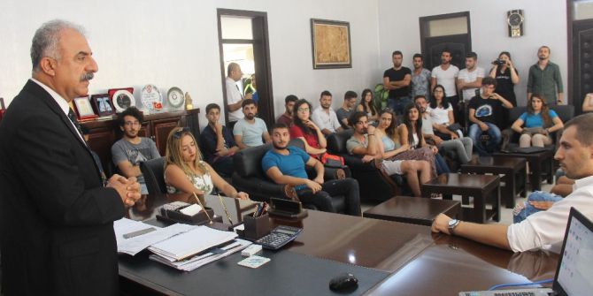 Başkan Nehir Üniversite Öğrencileriyle Buluştu