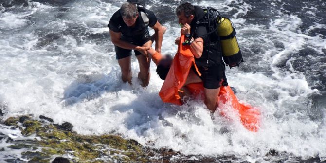 Sinop’ta Kayıp Gencin Cesedi Mağarada Bulundu