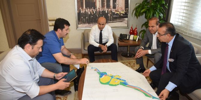 Vali Demirtaş, Kentsel Dönüşüm Projeleri Hakkında Bilgi Aldı