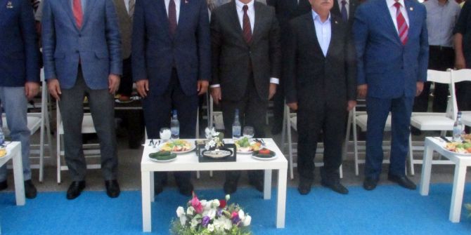 Çevre Ve Şehircilik Bakanı Mehmet Özhaseki: