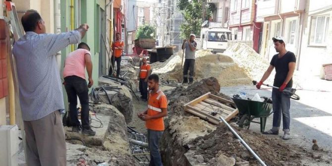 Elektrik kablolarının yeraltına alınma çalışmaları
