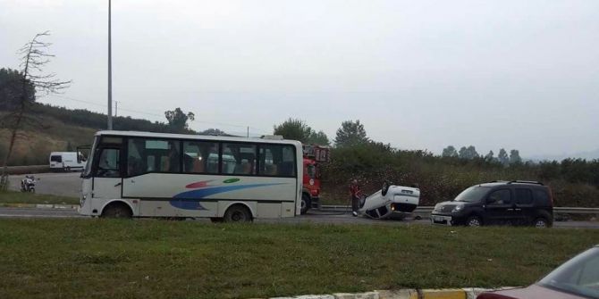 Sakarya’da otomobil takla attı: 1 yaralı