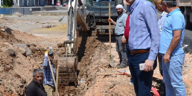 Protokol yolu 9.8 milyonluk yatırımla aydınlatılıyor