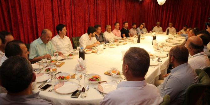 Melikgazi’de kentsel dönüşüm müteahhitleri ile toplantı yapıldı