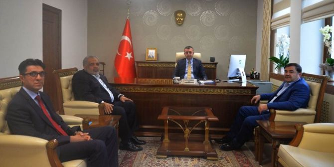 Güreş Federasyonu Başkanı Aydın’dan Vali Büyükakın’a ziyaret