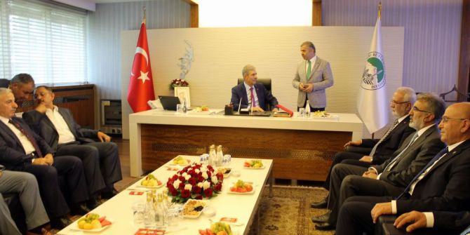 Sağlık Bakanı Demircan: “Bu coğrafyada yaşamak için daha fazla çalışmak zorundayız”