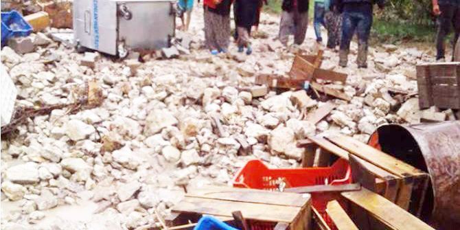 Antalya’da sel zarara yol açtı