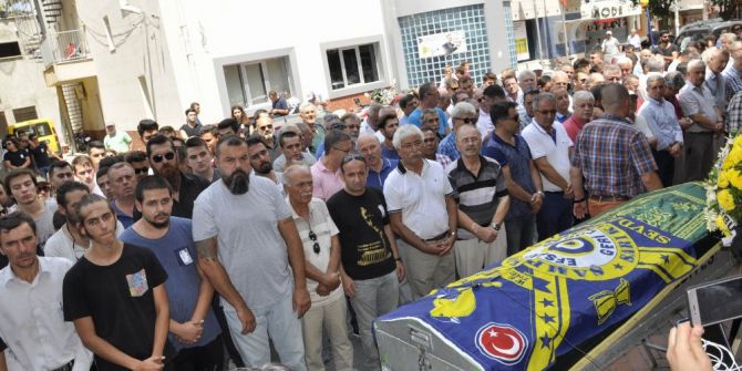 Fenerbahçe bayrağı ile son yolculuğuna uğurlandı