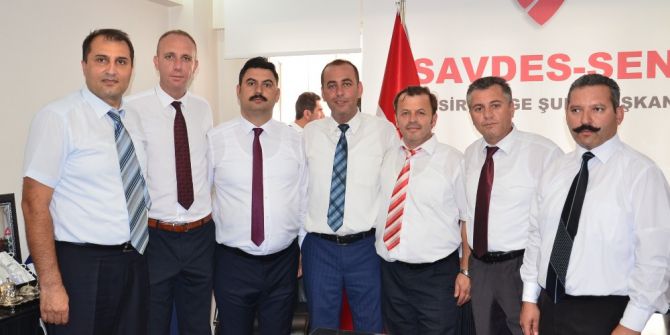 SAVDES-SEN Balıkesir’de Erdoğan Kosaoğlu başkan seçildi
