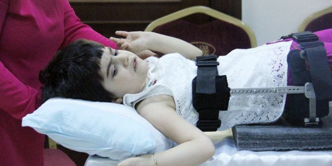 Minik Elif’in ilk adımı