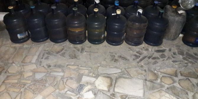 Kavun tezgahında kaçak akaryakıt satarken yakalandı