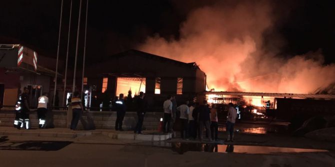 Kayseri’de mobilya fabrikasında yangın