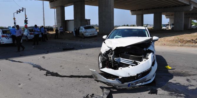Antalya’da trafik kazası: 1 yaralı