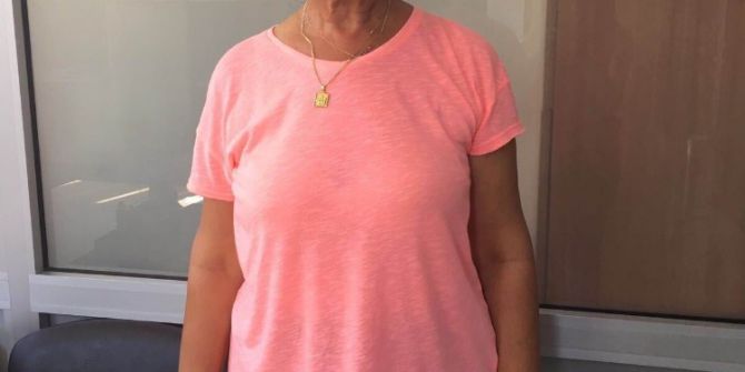 Dizlerine takılan protezle sağlığına kavuştu