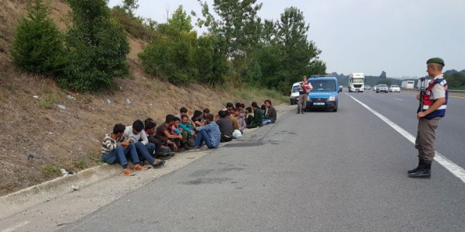 TEM otoyolunda mülteci operasyonu