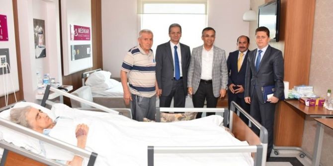 Vali Çeber, 15 Temmuz şehidinin annesini ziyaret etti