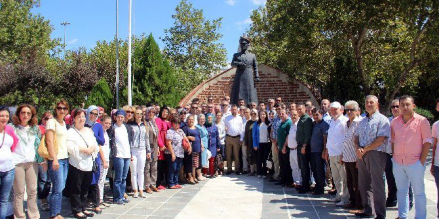 Ak Parti’nin 15. Kuruluş Yıl Dönümü Çanakkale’de Kutlandı