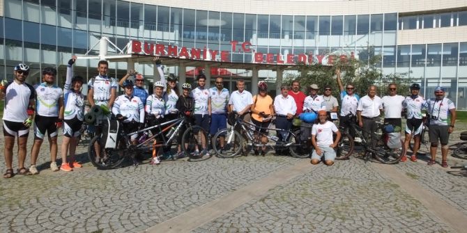 Görme engelli bisikletçiler uğurlandı
