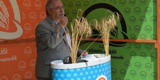 Vali Ahmet H. Nayir: "İnsanımızın hizmetinde olan her husus bizim için kutsaldır"