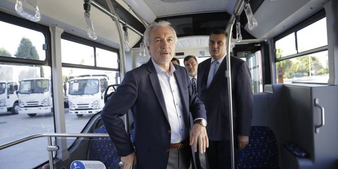 Başkan Kamil Saraçoğlu, ’yeni nesil toplu taşıma araçları’nı inceledi