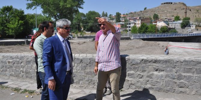 Ankara’dan döndü, ayağının tozuyla Osmanlı Mahallesi’ne geldi