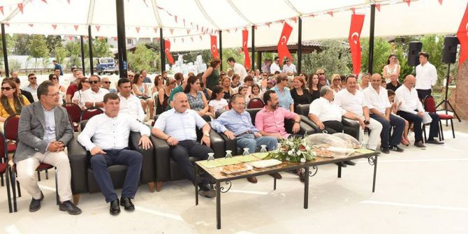 Balıkesir’de sirke şenliği düzenlendi