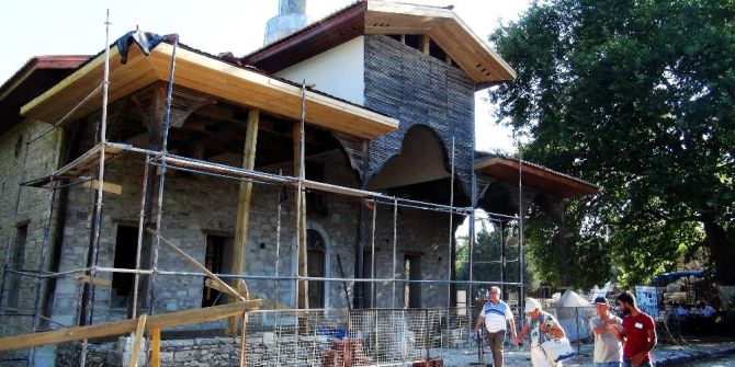 Tarihi cami ibadete açılacak