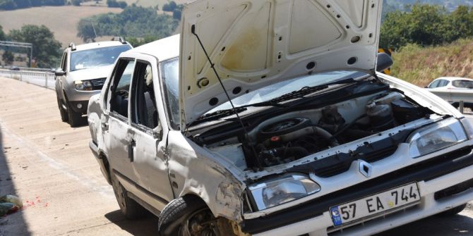 Sinop’ta trafik kazası: 2 yaralı