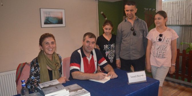 Kitabın geliri kornea nakli bekleyen minik Simge Naz için