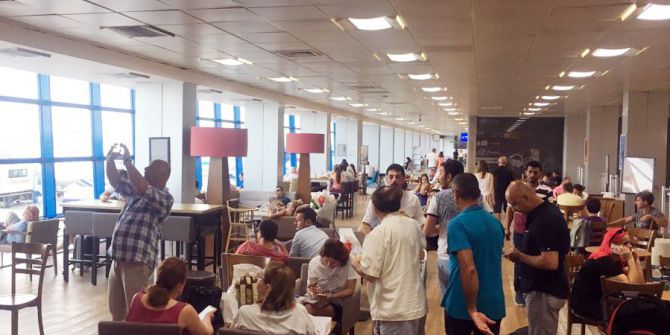 Ercan Havalimanında 5 saatlik rötar yolcuları kızdırdı