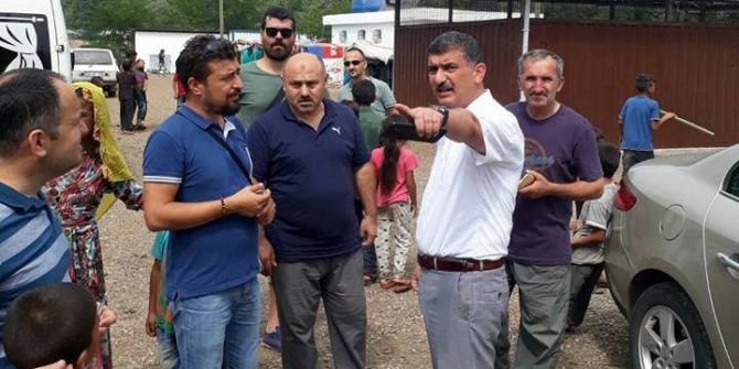 Büyükler bahçede, küçükler eğitimde