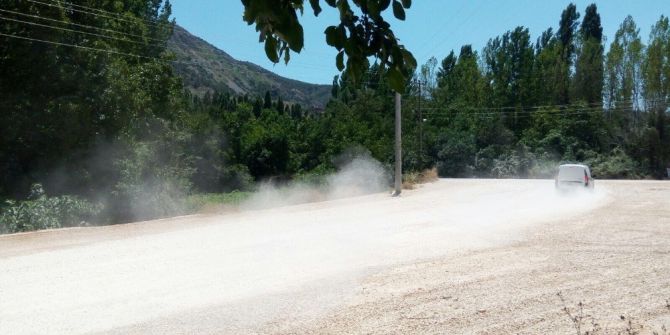 Tamamlanmayan yol vatandaşları çileden çıkardı