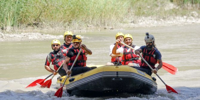 Kelkit Çayı’nda rafting heyecanı