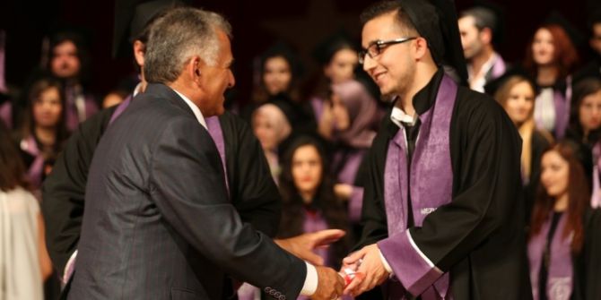 Başkan Büyükkılıç genç diş hekimlerinin mezuniyet sevincine ortak oldu