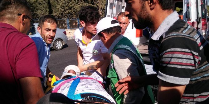 Çalışma yapılan yolda kaza: 3 yaralı