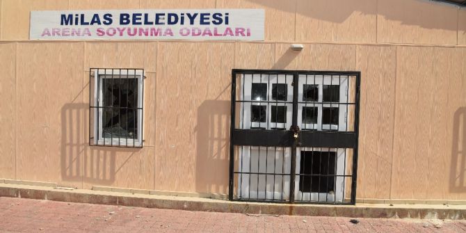 Milas’da güreş arenasına çirkin saldırı