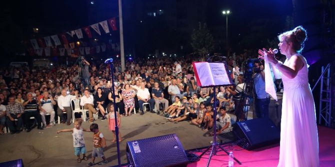 Karşıyaka’da yaz akşamları müzikle renkleniyor