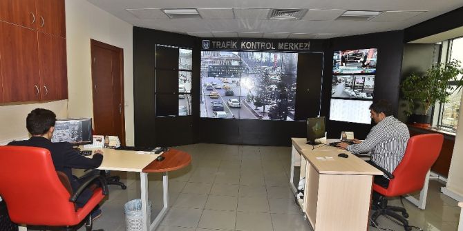 Trafik bilgilendirme ekranları hayat kurtarıyor
