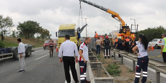 TEM’de feci kaza:1 ölü